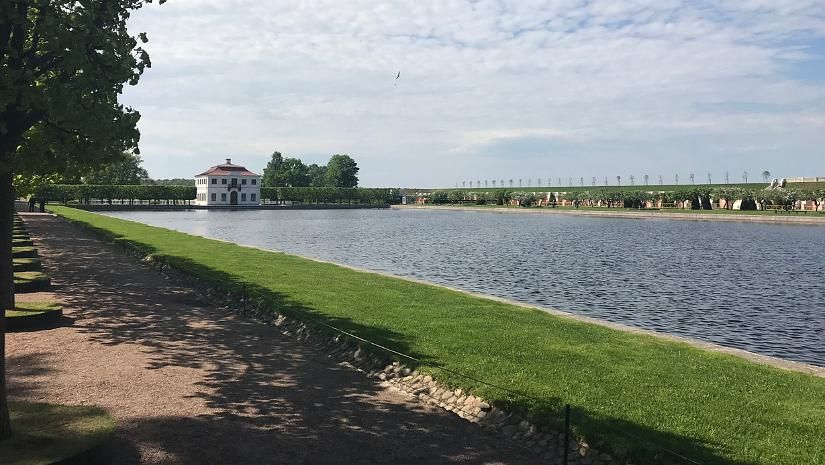 Экскурсия загородная в Петергоф. Большой дворец. Нижний парк. Фонтаны.